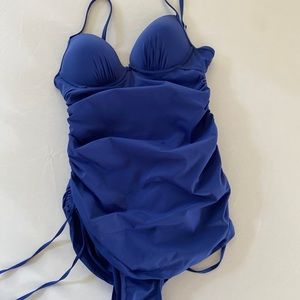 Assets spanx one piece swimsuit size small